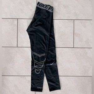 Nike Pro Men’s Therma Compressions XL